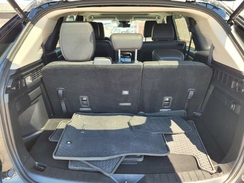 Used 2024 MAZDA CX-90 Plug-In Hybrid w/ Preferred AWD/4WD image 10