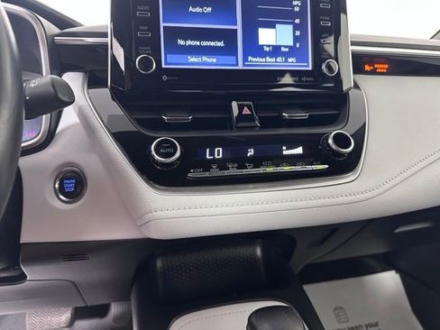 Used 2019 Toyota Corolla SE w/ SE Option Package FWD image 25