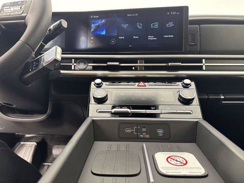 New 2026 Hyundai Santa Fe SE image 32