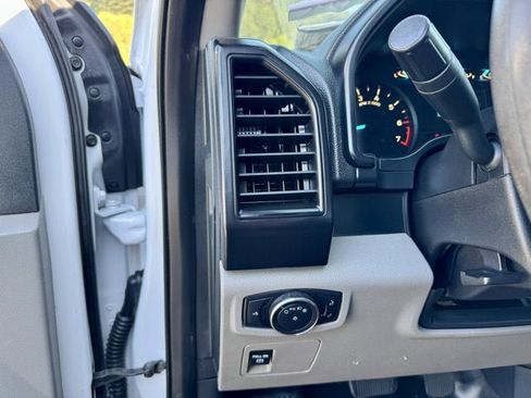 Used 2018 Ford F150 XL RWD image 15