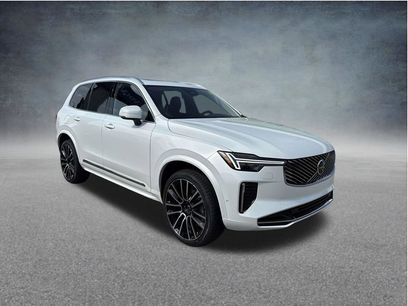 New 2026 Volvo XC90 B6 Plus w/ Protection Package Premier