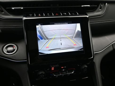 New 2026 Jeep Grand Cherokee L Laredo image 16