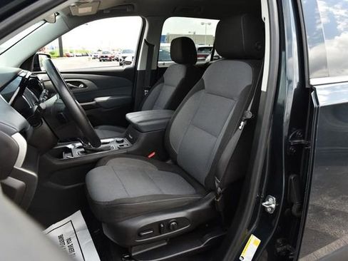 Used 2018 Chevrolet Traverse LT image 20