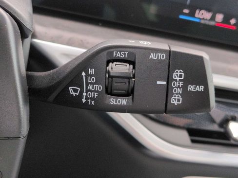 Used 2024 BMW X5 xDrive40i w/ Premium Package AWD/4WD image 28