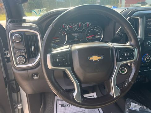 Used 2022 Chevrolet Silverado 3500 LTZ w/ Gooseneck/5TH Wheel Package image 11