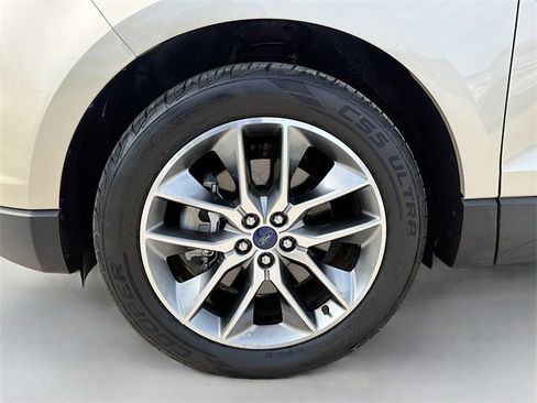 Used 2017 Ford Edge Titanium w/ Equipment Group 301A image 39