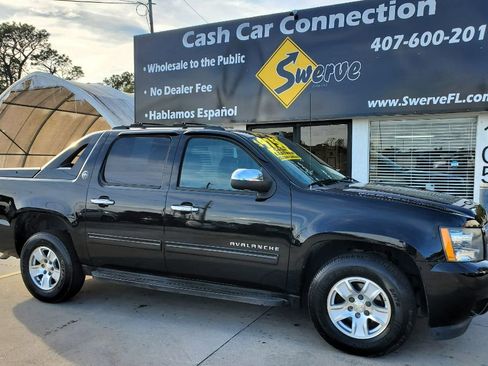 Used 2013 Chevrolet Avalanche LT w/ All-Star Edition image 5