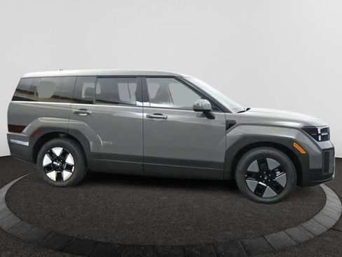 Used 2026 Hyundai Santa Fe SE image 8