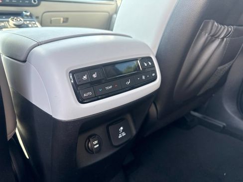 Used 2024 Hyundai Palisade SEL AWD/4WD image 43