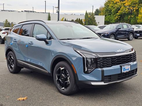 New 2026 Kia Sportage EX image 3