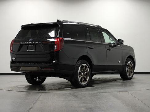 New 2025 Ford Expedition King Ranch image 4