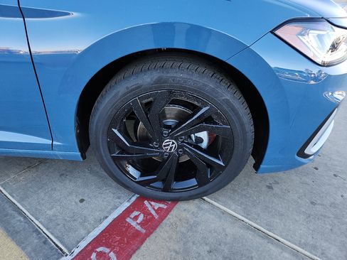 New 2026 Volkswagen Jetta SE image 9