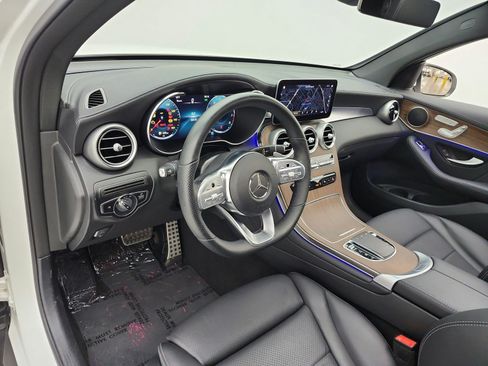 Certified 2022 Mercedes-Benz GLC 300 4MATIC Coupe image 9