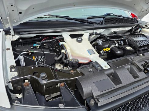 Used 2019 Chevrolet Express 2500 w/ Safety Package image 23