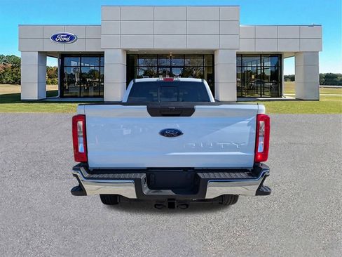 New 2026 Ford F250 XL AWD/4WD image 5
