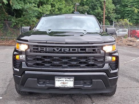 Used 2024 Chevrolet Silverado 1500 Custom w/ Turbomax Blackout Package AWD/4WD image 2