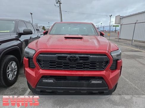 New 2026 Toyota Tacoma TRD Sport w/ TRD Sport Upgrade Package image 2