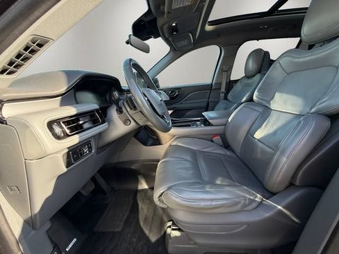Used 2020 Lincoln Aviator Reserve w/ Equipment Group 201A AWD/4WD image 9