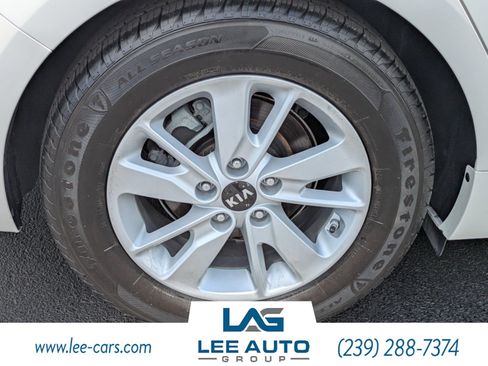 Used 2016 Kia Optima LX FWD image 10