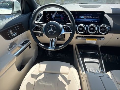 New 2026 Mercedes-Benz GLA 250 image 10