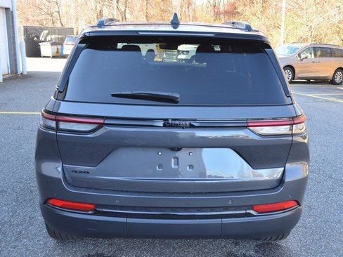 New 2025 Jeep Grand Cherokee Limited image 7