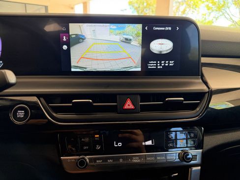 Used 2025 Kia Seltos S FWD image 17