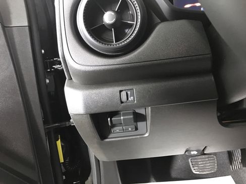 New 2026 Chevrolet Colorado W/T image 23