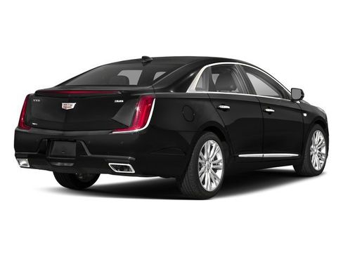 Used 2018 Cadillac XTS Luxury image 24