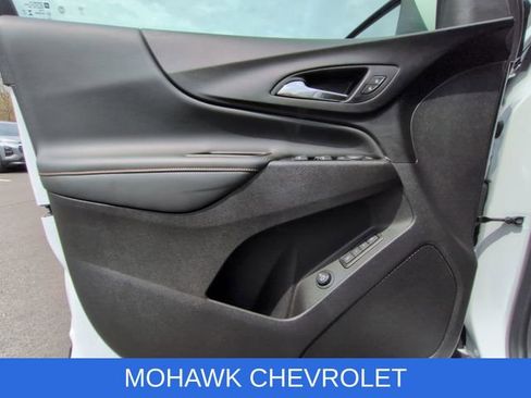 Used 2024 Chevrolet Equinox Premier AWD/4WD image 24