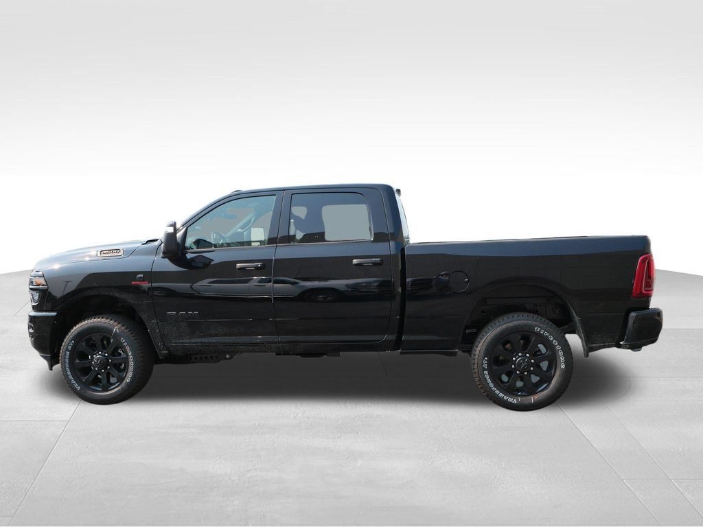 New 2026 RAM 3500 Big Horn AWD/4WD image 3