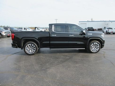 Certified 2024 GMC Sierra 1500 Denali w/ Denali Reserve Package AWD/4WD image 5