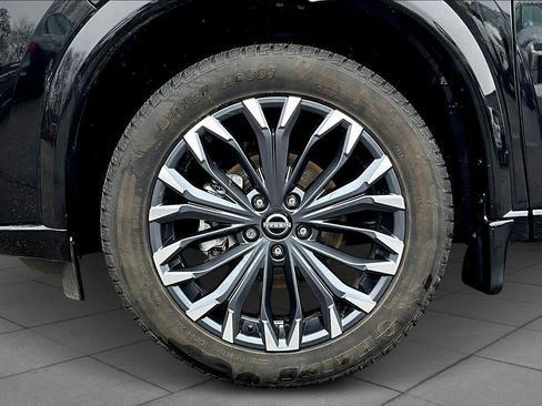 Used 2025 Nissan Rogue Platinum w/ Platinum Premium Package AWD/4WD image 11