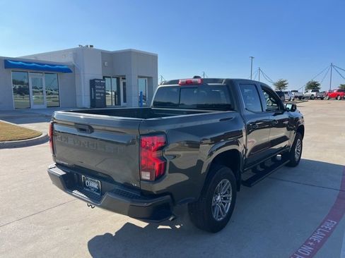 Used 2023 Chevrolet Colorado LT w/ LT Convenience Package II image 6