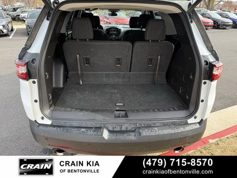 Used 2018 Chevrolet Traverse LT image 31