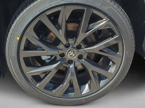 New 2026 Toyota Crown Signia image 12