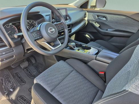 Certified 2023 Nissan Rogue SV FWD image 19
