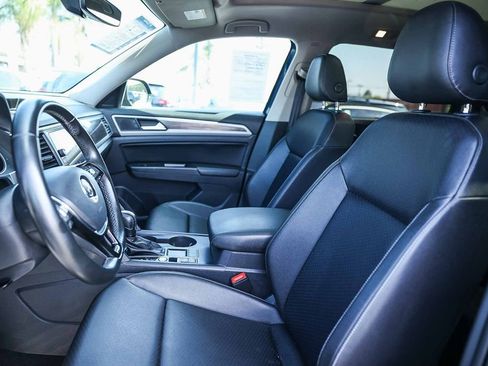 Used 2020 Volkswagen Atlas SE w/ Panoramic Sunroof Package image 27