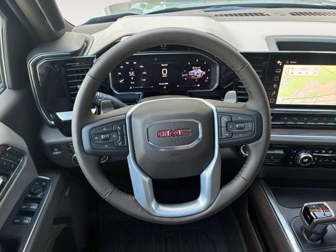New 2026 GMC Sierra 1500 SLT w/ SLT Premium Package AWD/4WD image 12