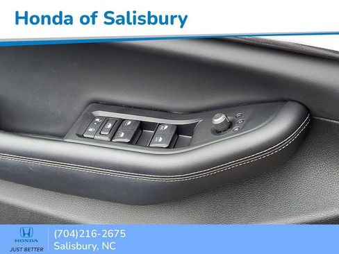 Used 2023 Jeep Grand Cherokee Laredo w/ Luxury Tech Group I image 23