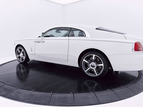 Used 2014 Rolls-Royce Wraith RWD image 14