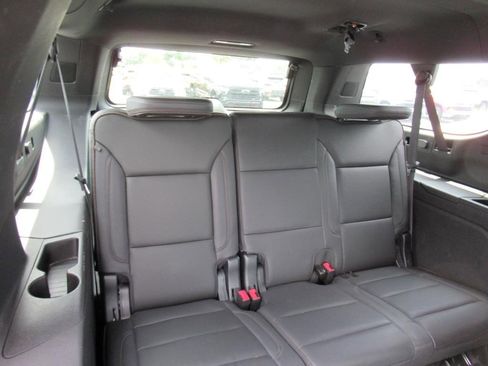 Certified 2022 Chevrolet Suburban High Country image 30