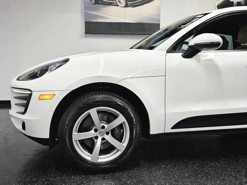 Used 2018 Porsche Macan Sport Edition AWD/4WD image 25