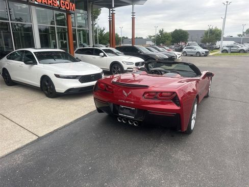 Used 2015 Chevrolet Corvette Stingray Convertible RWD image 4