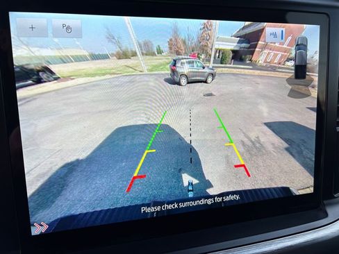 Used 2021 Ford F150 Lariat image 28