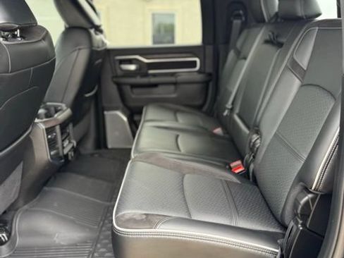 Used 2025 RAM 2500 Laramie AWD/4WD image 19