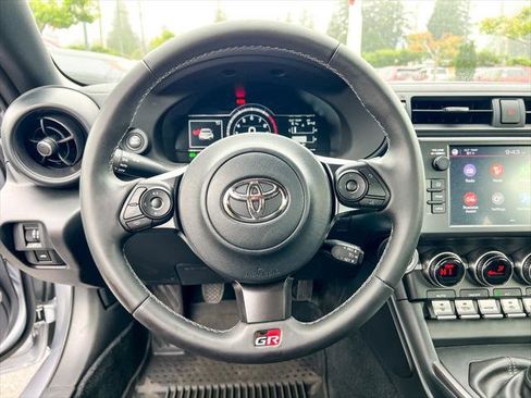 Certified 2023 Toyota GR86 image 25