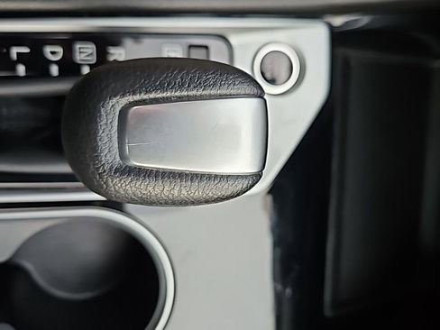 Used 2024 Nissan Altima 2.5 SV image 18