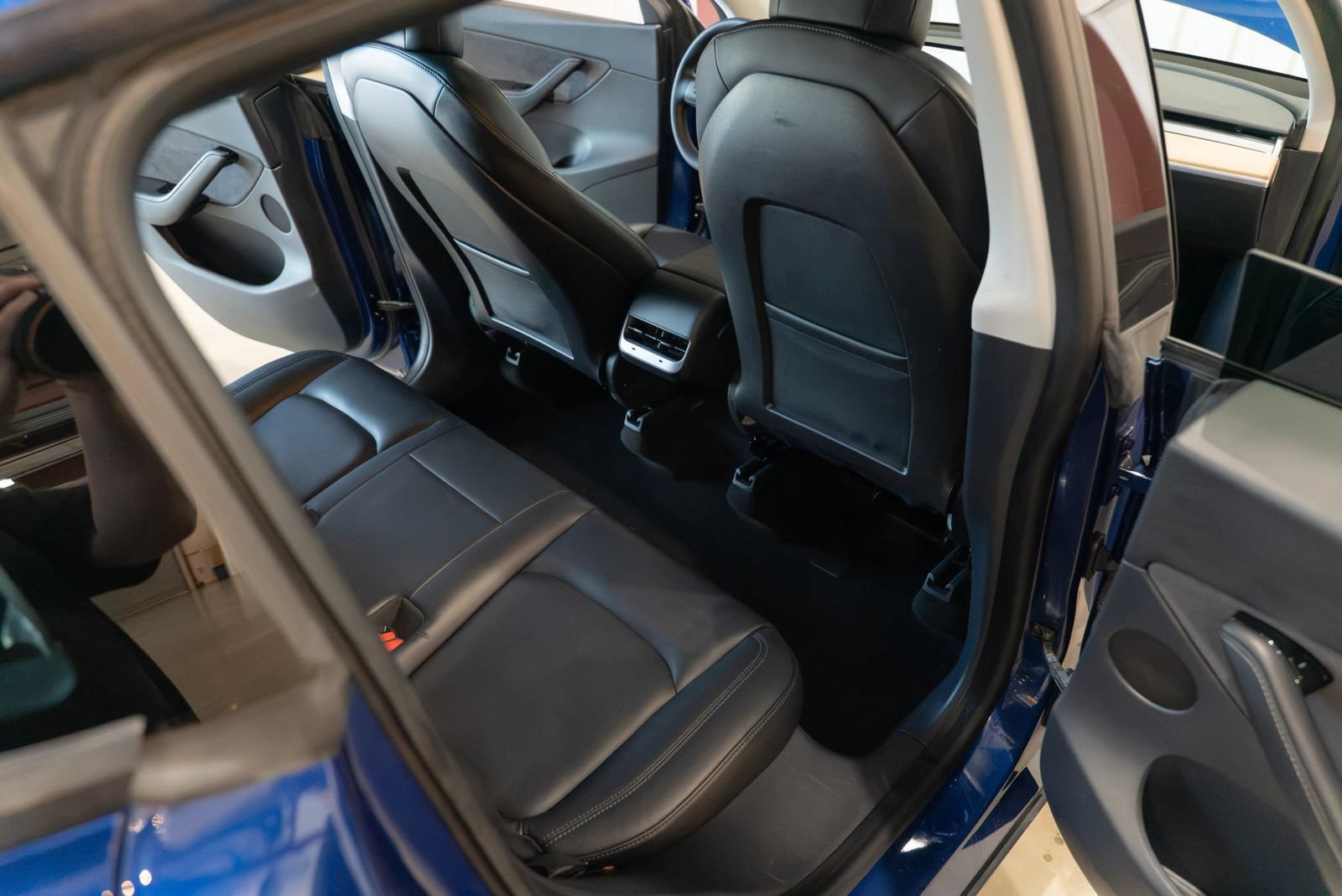 Used 2020 Tesla Model Y Performance AWD/4WD image 39