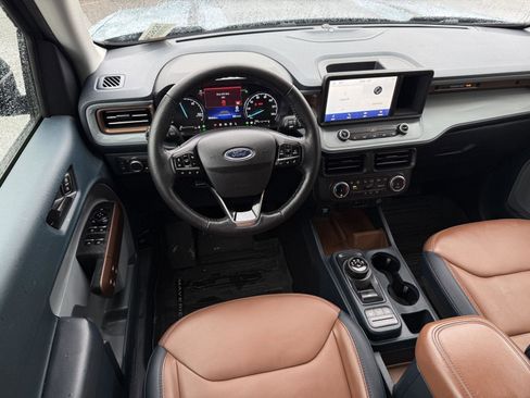 Used 2022 Ford Maverick Lariat w/ Lariat Luxury Package image 13