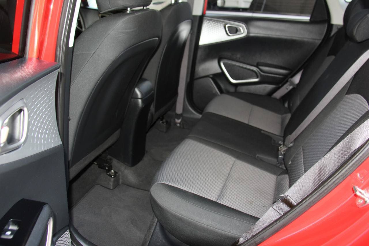 Used 2022 Kia Soul LX w/ Technology Package FWD image 22